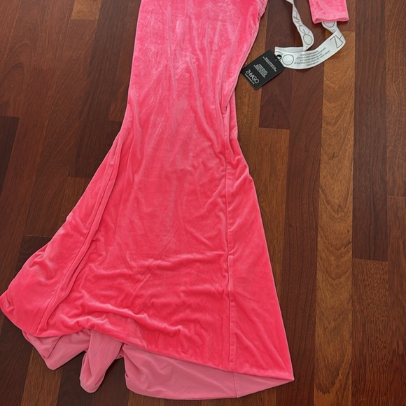 Zhivago Message To Love Gown- Velvet in Neon Pink - Picture 13 of 16